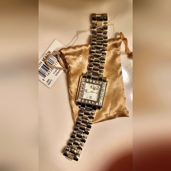 Watch - Picture 1 of 5